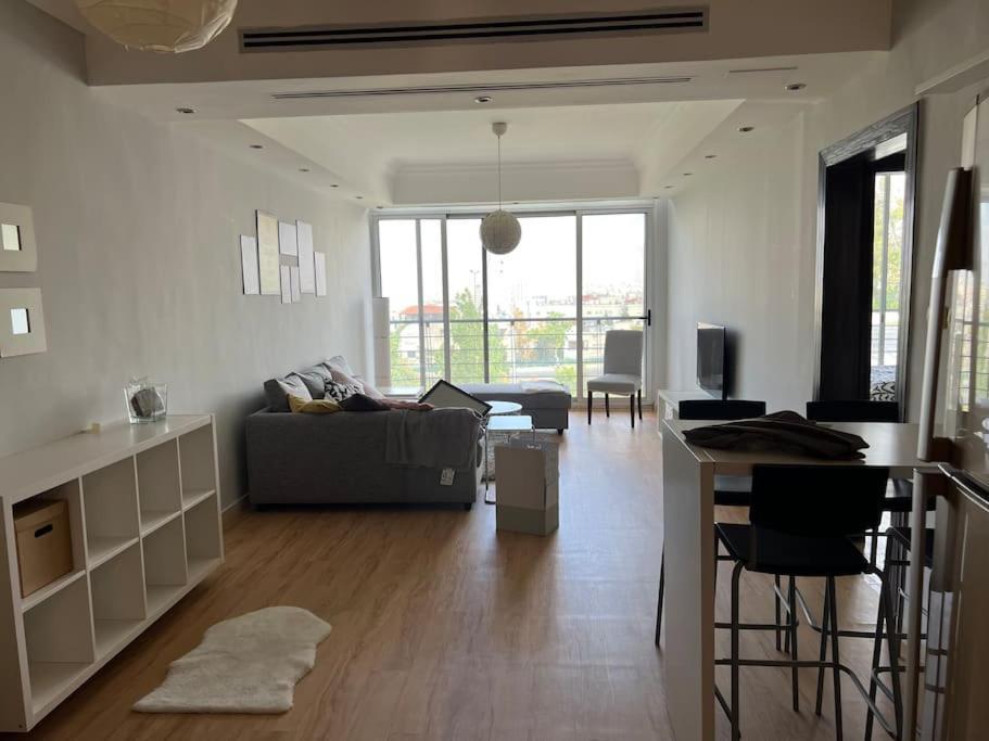 Ronza Elegant Apartment Amman Exterior foto